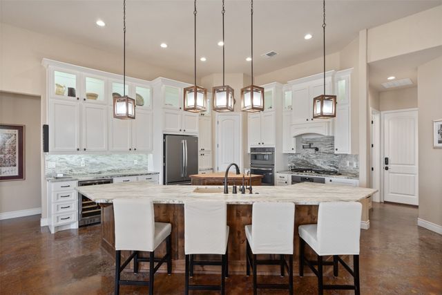 250 County Road 1516, Alba, TX 75410