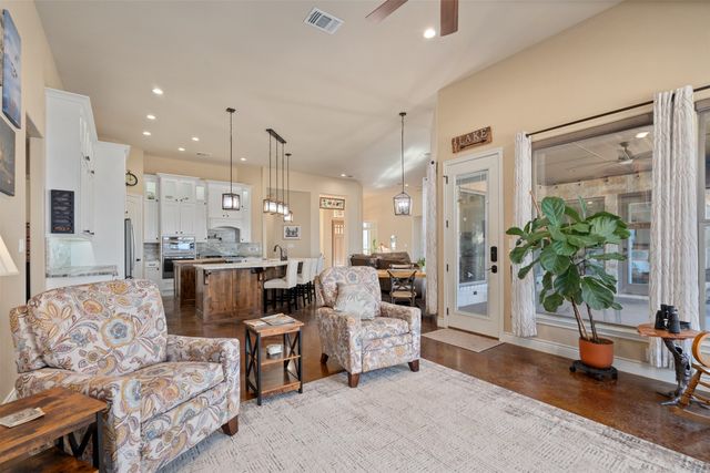 250 County Road 1516, Alba, TX 75410