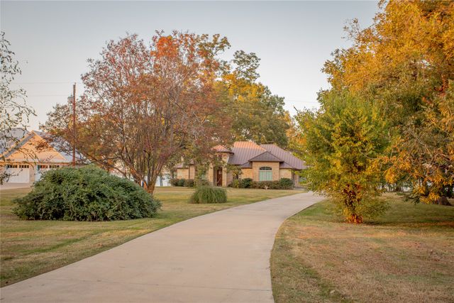 250 County Road 1516, Alba, TX 75410