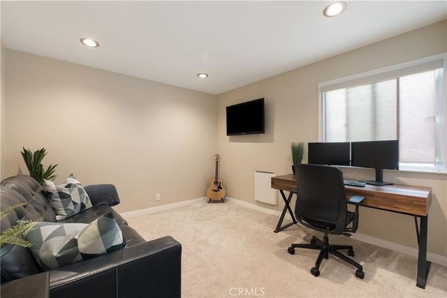 1765 E Broadway 305, Long Beach, CA 90802
