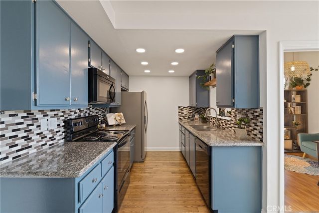 1765 E Broadway 305, Long Beach, CA 90802