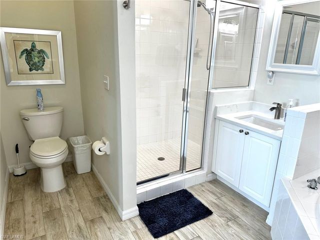 7895 Mahogany Run LN 1422, Naples, FL 34113