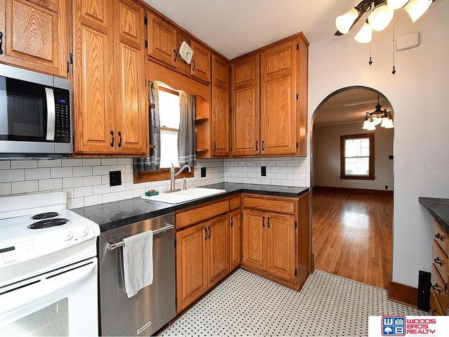 2851 Washington Street, Lincoln, NE 68502