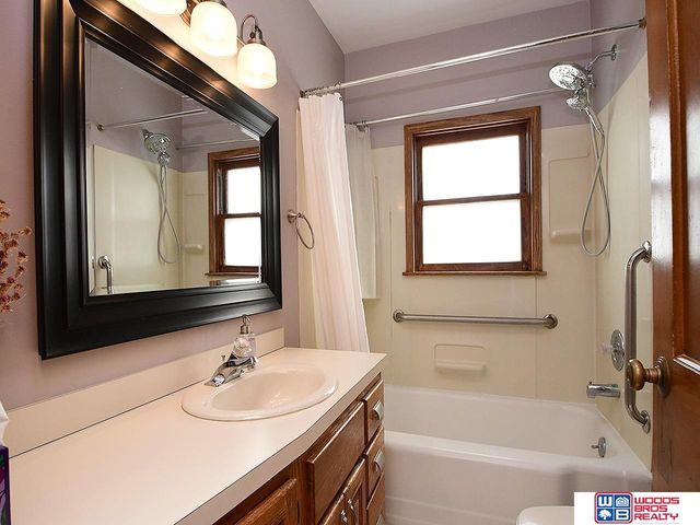 2851 Washington Street, Lincoln, NE 68502