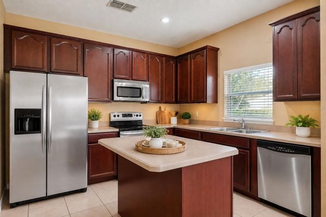 327 MARATHON LANE, Sanford, FL 32771