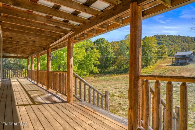 210 Robert Smith Lane, Tazewell, TN 37879