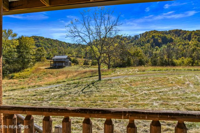 210 Robert Smith Lane, Tazewell, TN 37879