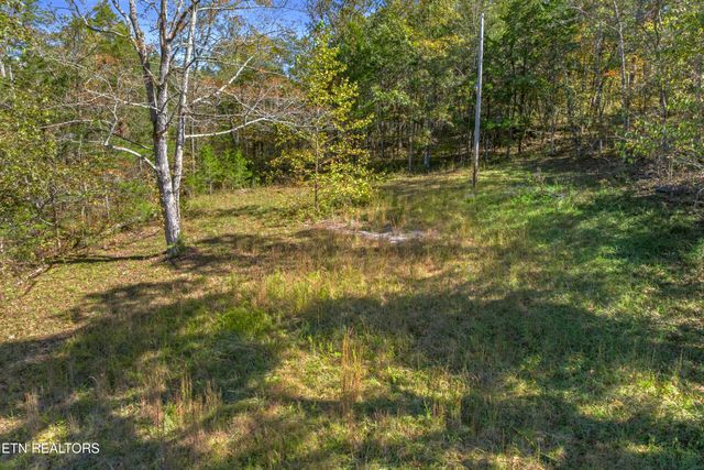 210 Robert Smith Lane, Tazewell, TN 37879