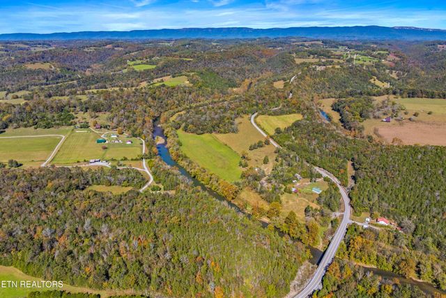 210 Robert Smith Lane, Tazewell, TN 37879