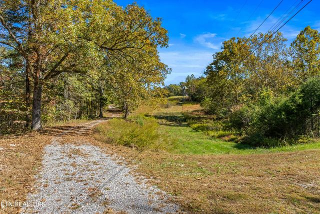 210 Robert Smith Lane, Tazewell, TN 37879