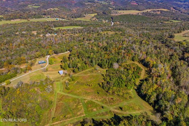 210 Robert Smith Lane, Tazewell, TN 37879