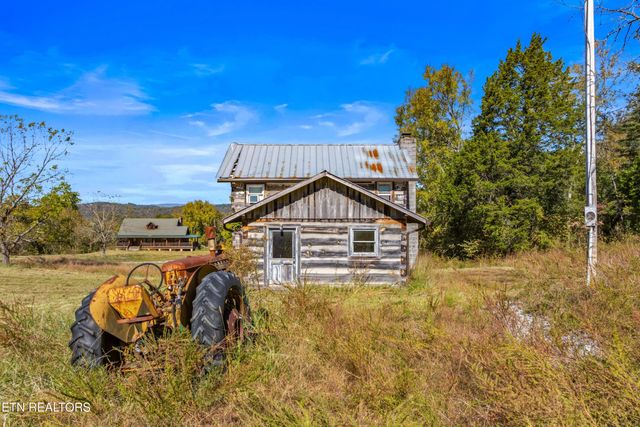 210 Robert Smith Lane, Tazewell, TN 37879