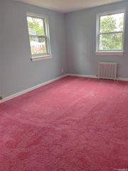 263-01 74th Avenue 2, Glen Oaks, NY 11004