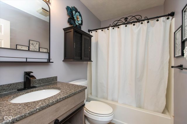 6324 Muirfield Way, Indianapolis, IN 46237