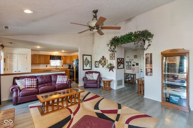 6324 Muirfield Way, Indianapolis, IN 46237