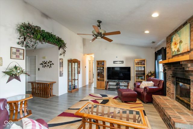 6324 Muirfield Way, Indianapolis, IN 46237