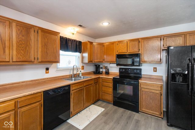 6324 Muirfield Way, Indianapolis, IN 46237