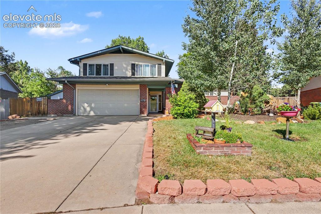 4026 N Loring Circle, Colorado Springs, CO 80909 — photo 2