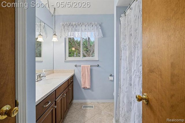 10060 N Linden Road, Clio, MI 48420