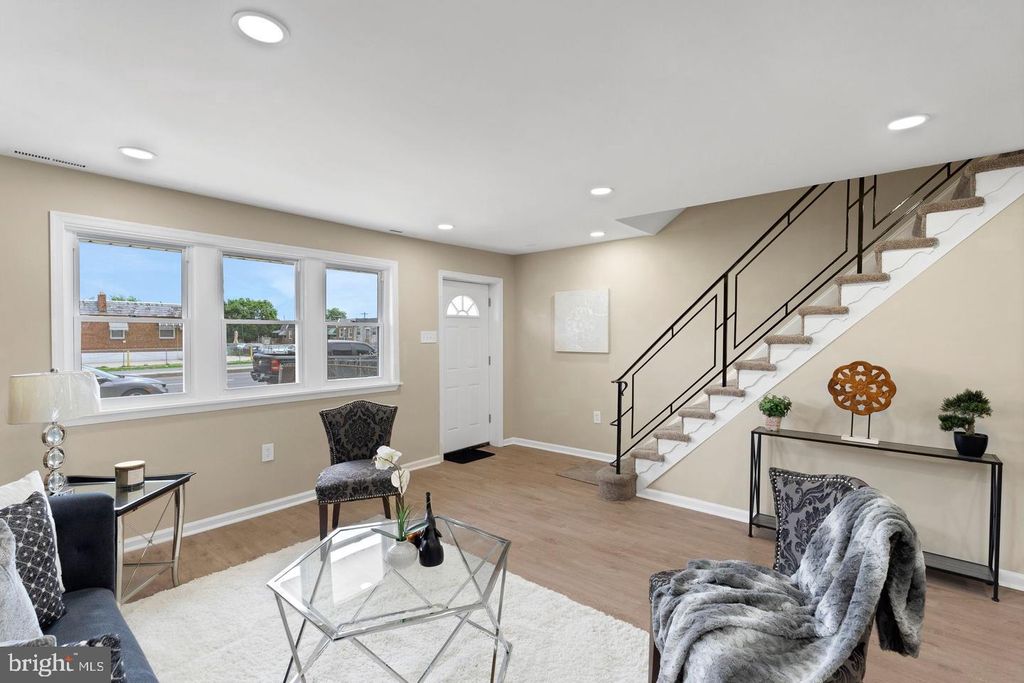5734 HARBISON AVE, PHILADELPHIA, PA 19135 — photo 4