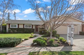 1020 W Homestead Road, Sunnyvale, CA 94087