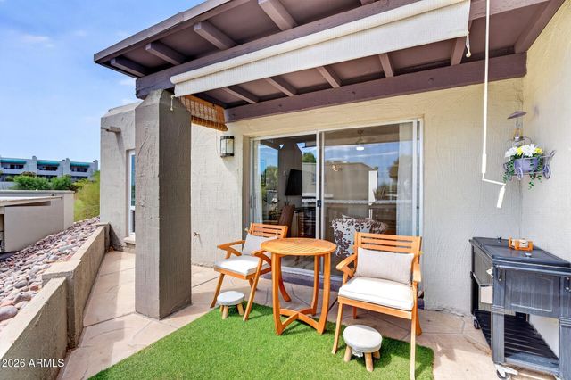 16745 E GUNSIGHT Drive C8, Fountain Hills, AZ 85268