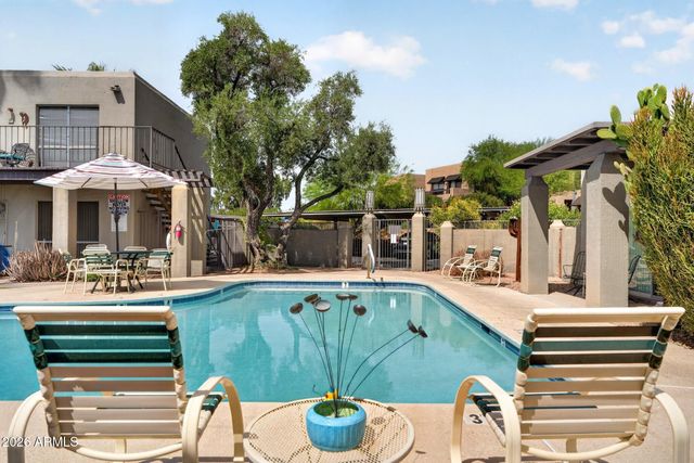 16745 E GUNSIGHT Drive C8, Fountain Hills, AZ 85268