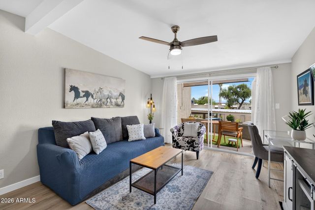 16745 E GUNSIGHT Drive C8, Fountain Hills, AZ 85268