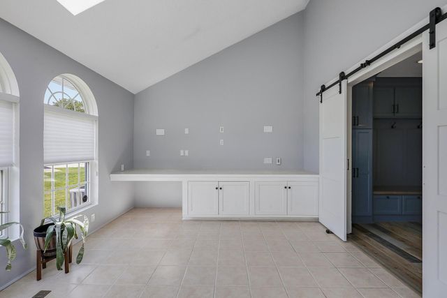 1448 Surrey Alcove, Woodbury, MN 55125