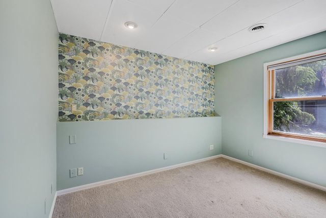 1448 Surrey Alcove, Woodbury, MN 55125