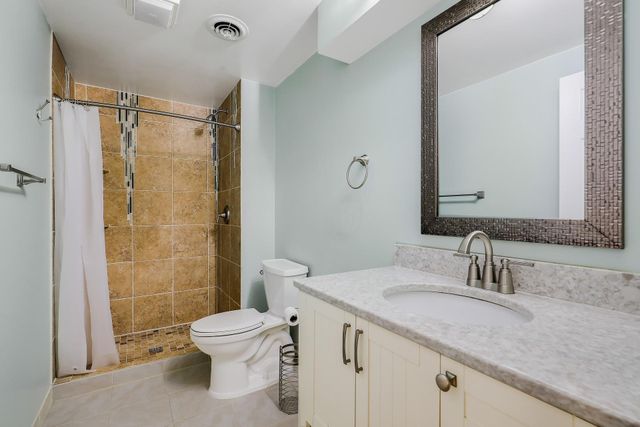 1448 Surrey Alcove, Woodbury, MN 55125