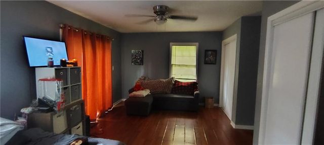 7315 Cleveland Avenue, Kansas City, MO 64132