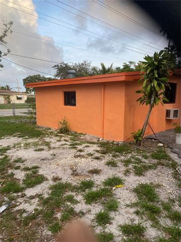 3300 SW 40th Ave, West Park, FL 33023