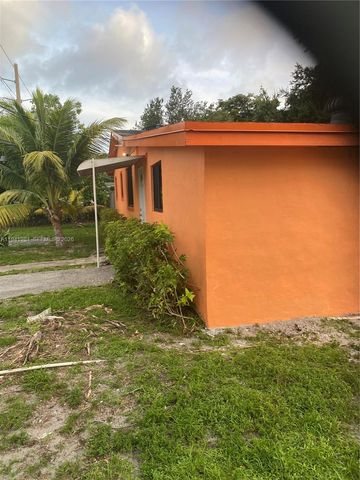 3300 SW 40th Ave, West Park, FL 33023