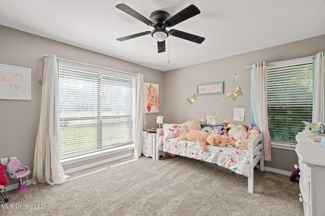 725 Hillcrest Loop, Petal, MS 39465