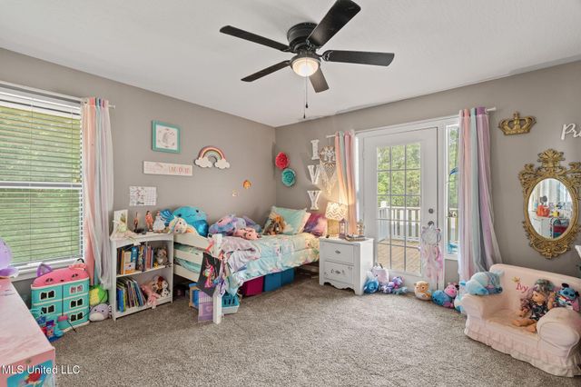 725 Hillcrest Loop, Petal, MS 39465