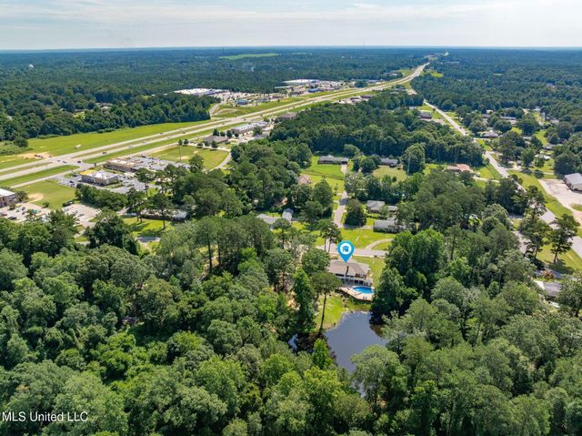 725 Hillcrest Loop, Petal, MS 39465