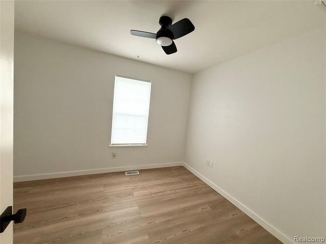 39726 Village Wood Lane, Novi, MI 48375