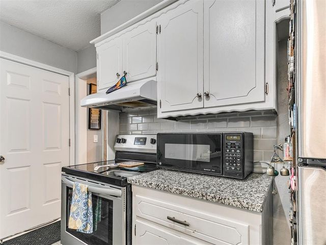 2908 N Peniel Avenue, Oklahoma City, OK 73127