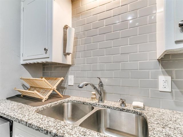 2908 N Peniel Avenue, Oklahoma City, OK 73127