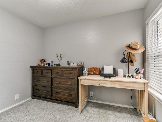 2908 N Peniel Avenue, Oklahoma City, OK 73127