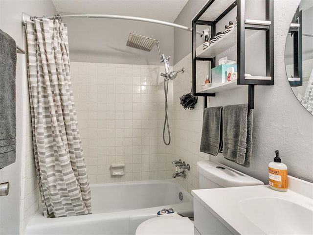 2908 N Peniel Avenue, Oklahoma City, OK 73127