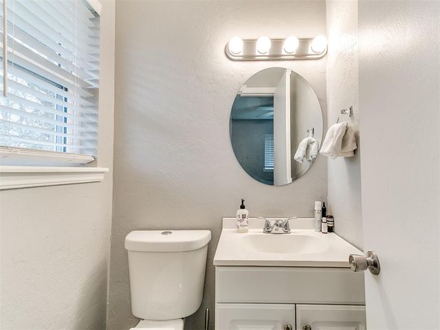 2908 N Peniel Avenue, Oklahoma City, OK 73127