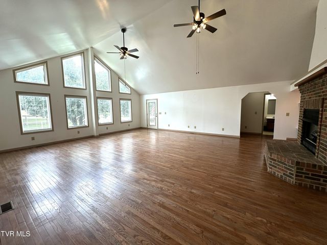 370 Jennings Lane, Greeneville, TN 37743