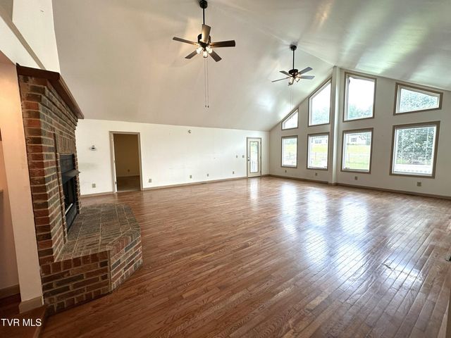 370 Jennings Lane, Greeneville, TN 37743