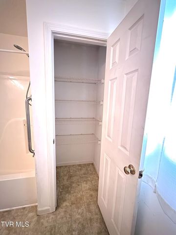 370 Jennings Lane, Greeneville, TN 37743