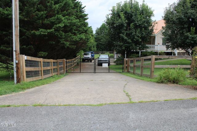 370 Jennings Lane, Greeneville, TN 37743