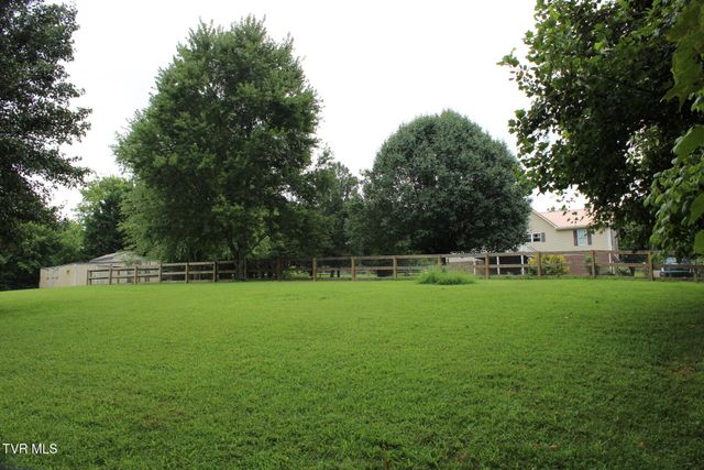 370 Jennings Lane, Greeneville, TN 37743