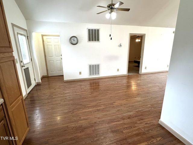 370 Jennings Lane, Greeneville, TN 37743