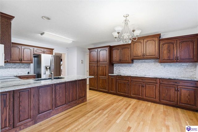 1516 Yorkshire Drive, Elizabethtown, KY 42701